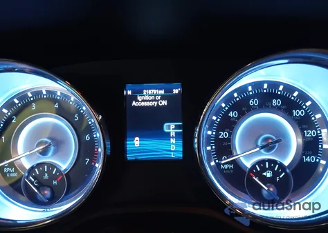 2014 Chrysler 300 z USA, uszkodzony, nr VIN 2C3CCARG8EH206278